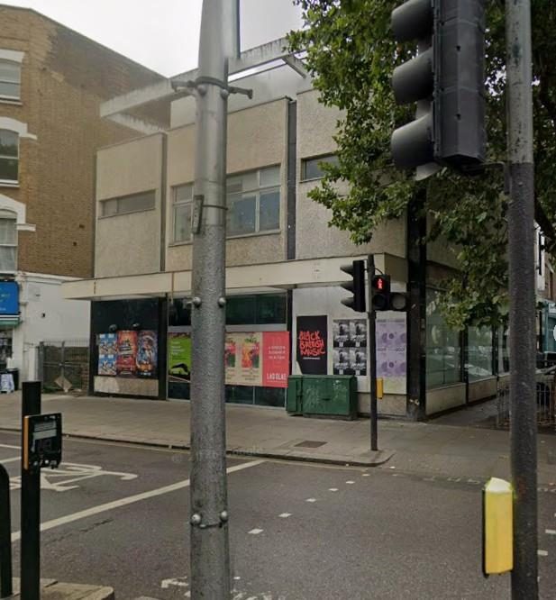 Studio commercial in Ladbroke Grove